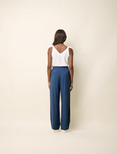 Charger l&#39;image dans la galerie, cokluch-pantalon-pantalonevasee-taillereguliere-ocean-pe25
